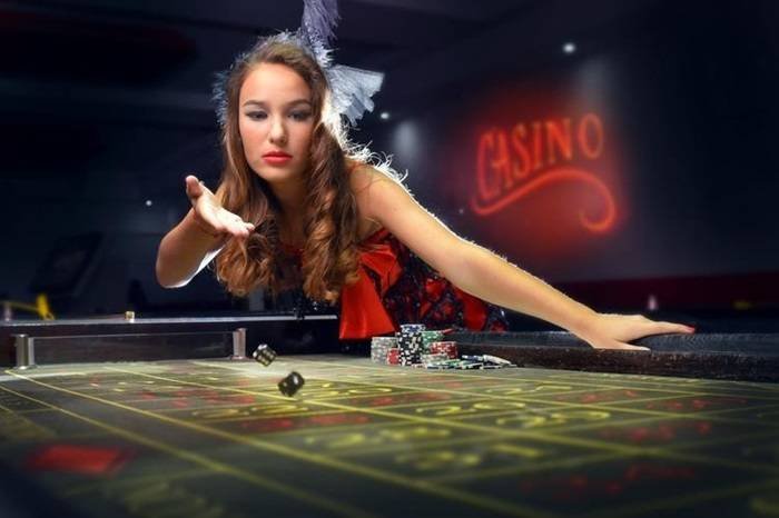 Fish shooting game table view showing multiple players competing on 54 ph